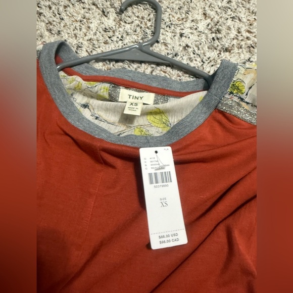 Floral Sleeve Rust Top -XS - Picture 5 of 6